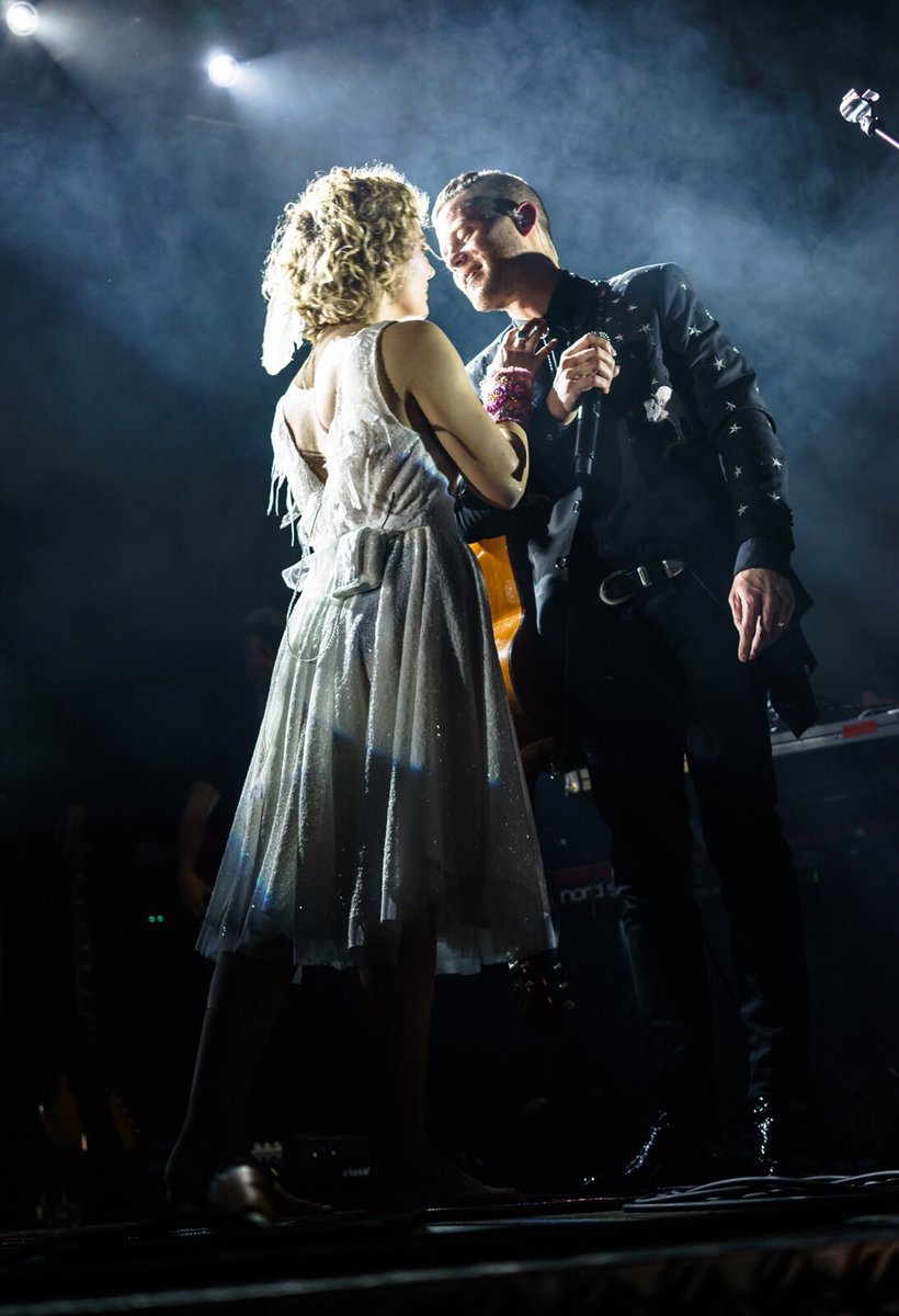 She’s got me. #ClareKommtNachDeutschland
📸: @jensfrickephotography