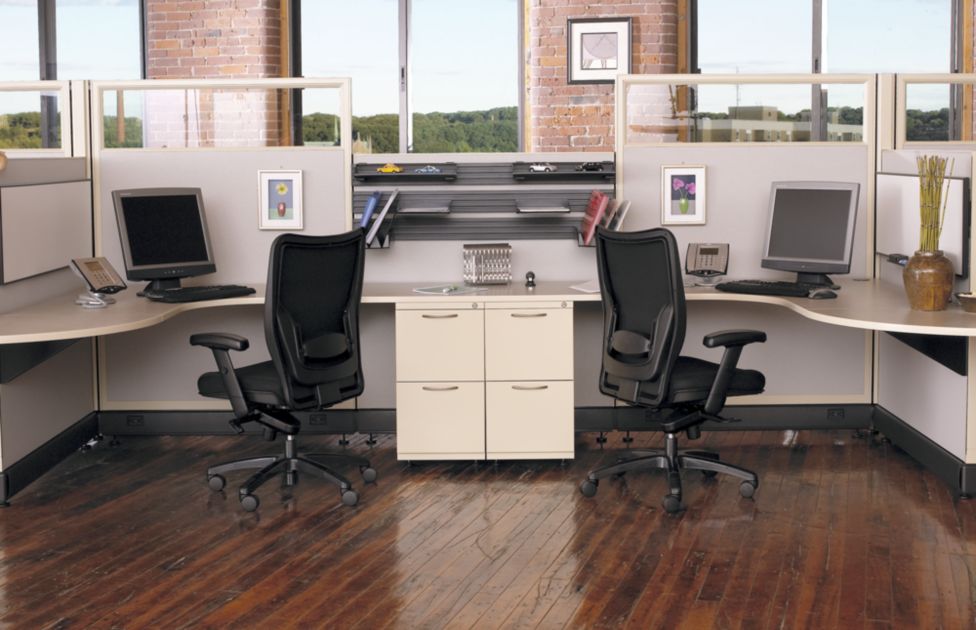 afsjax's tweet image. AO2 by @AISSystems. Made of 59.6% #recycled content, #classic #panelsystem designed to be stand-alone, interchangeable with, or work in tandem with @HermanMiller ® Action Office Series 2.  #office #design #GSA #government #MotivationMonday #designer advancedfurnituresolutions.com