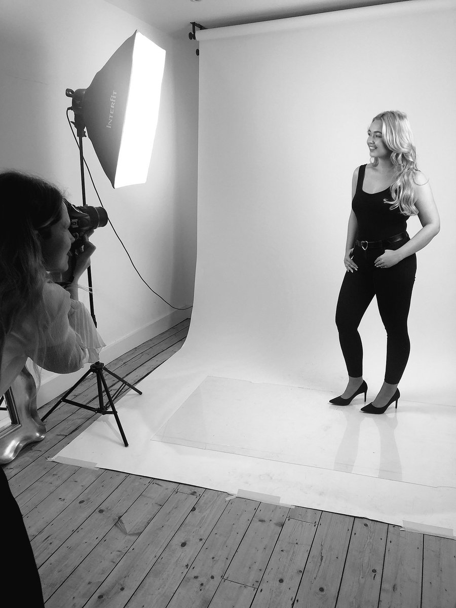 PulseAgencylvpl's tweet image. Never a dull moment over at @PulseAgencylvpl... this afternoon we have the lovely @bethany_cammack 💁🏼♀️✨ #bts #model #ModelDevelopment