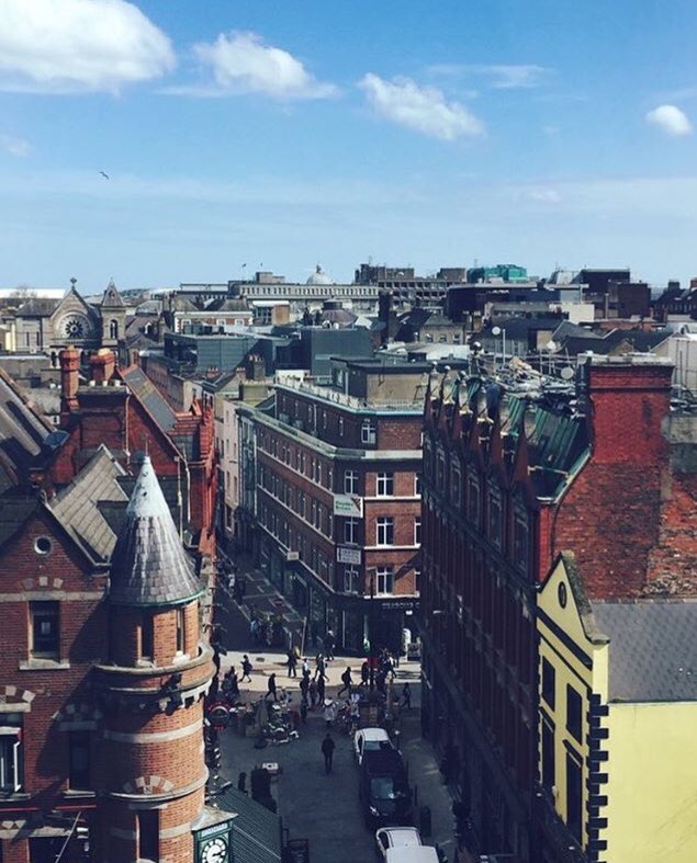 WestburyDublin's tweet photo. When Mondays look like this...#SuiteLife
#WestburyDublin #SpringInDublin #SunnyDay #LookAtTheSky #WhatAview https://t.co/s4Dhil7XZO