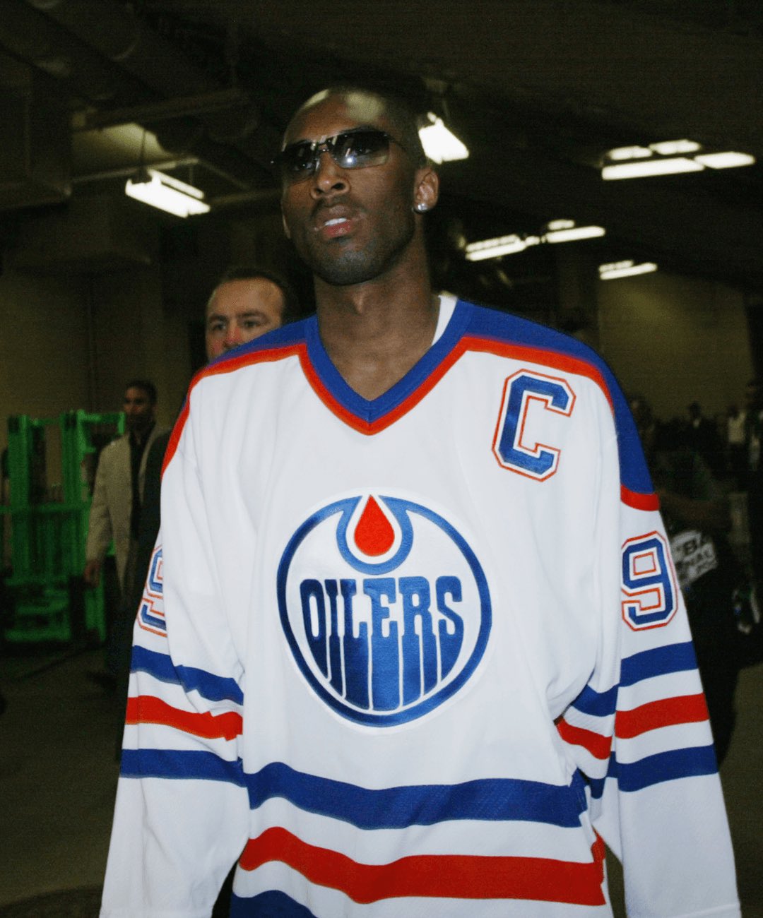 kobe bryant jets jersey