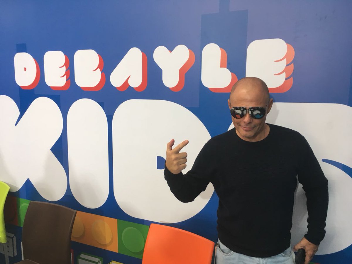 BOBOProduccion's tweet photo. Claudio Yarto @yartooficial como juez en "Debayle Kids, el concurso", el especial del #DíaDelNiño del programa de @marthadebayle en @WRADIOMexico 👊🏼😎 https://t.co/U0xTl3nV7k