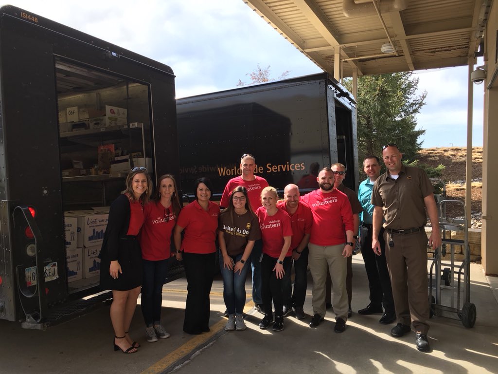 IAUPSHR's tweet photo. Picking up books for United Way! https://t.co/zx6s8nBbSd