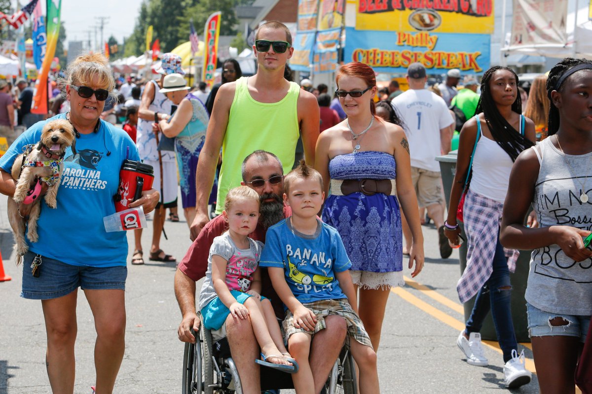 One downtown street in York County could be named the best "Main Street" in America. #yorkcounty <a href="/visityorkcounty/">Visit York County</a> <a href="/ycrchamber/">YCRC</a> <a href="/GreaterYork1/">The Greater York Cha</a>

heraldonline.com/news/local/art…