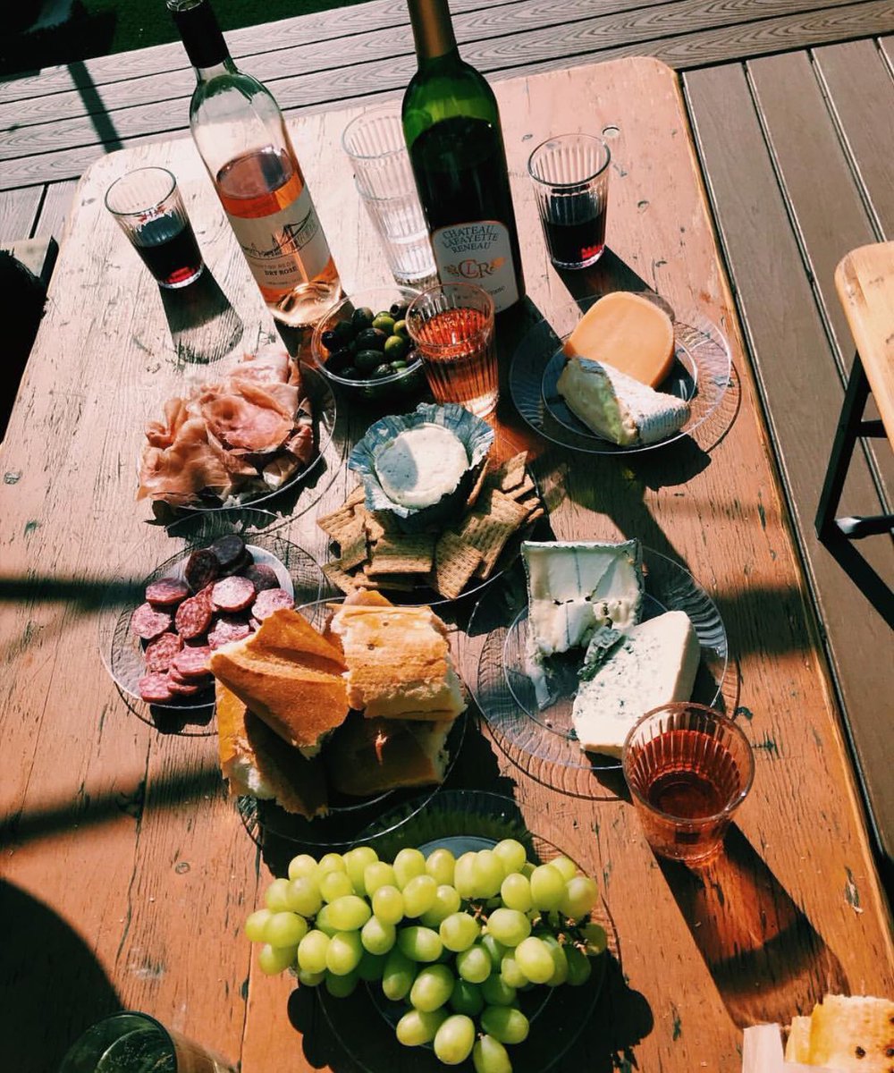 Did you miss out on last month’s wine club? Join today so you don’t miss tomorrow monthly payment for May! There is a subscription for everyone! rooftopreds.com/shop/wine-club