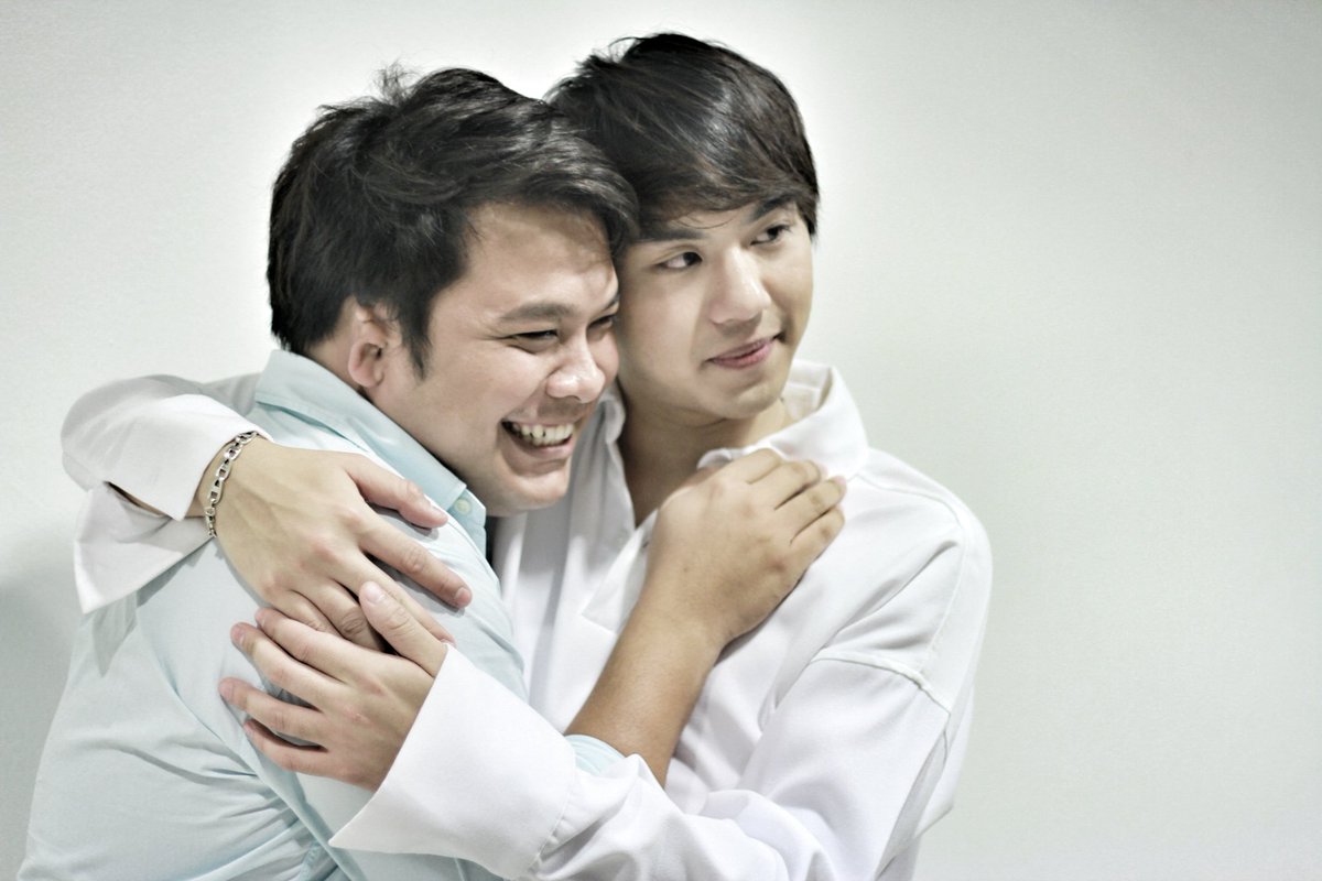 kheskanya3's tweet photo. .
ไวท์โวและแฟนคลับของเค้า...

#beautyboytheseries
#ThaiCH3
#TencentVideo 
#Cosocomo 
#whitewo https://t.co/qztfkZLurW