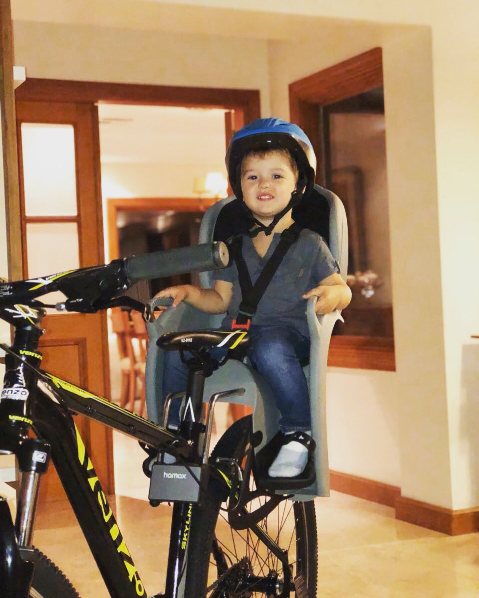 ar_ViaBike's tweet photo. Borja gozando de este finde XL!
.
.
.
.
.
.
#viabikers #venzo #venzobike #hamax #bike #biker #bikelife #bikelifestyle https://t.co/qgVyET9MFW