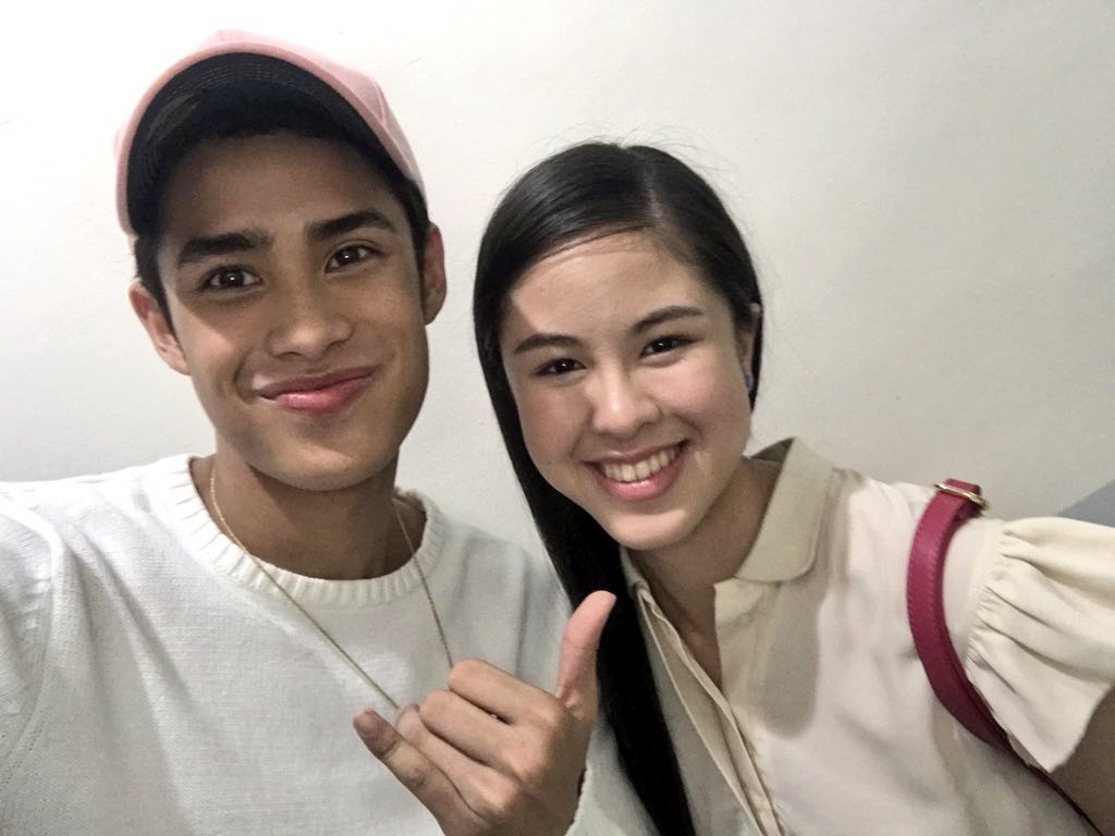 thedonkisstv's tweet photo. What the.. Nanginginig pa rin ako! It's not twelve o'two, neither twelve o'one. Bitch it's 12:OO AM! Iba ka Dad, @donnypangilinan!

*thirty minutes na kong tulala*

@delavinkisses
HAPPY BIRTHDAY KISSES https://t.co/rzIHqdqfrW