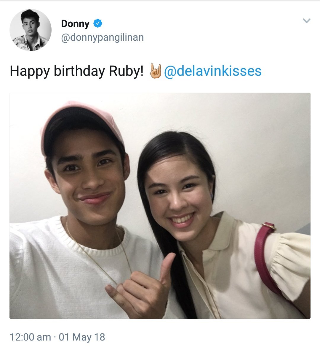 thedonkisstv's tweet photo. What the.. Nanginginig pa rin ako! It's not twelve o'two, neither twelve o'one. Bitch it's 12:OO AM! Iba ka Dad, @donnypangilinan!

*thirty minutes na kong tulala*

@delavinkisses
HAPPY BIRTHDAY KISSES https://t.co/rzIHqdqfrW