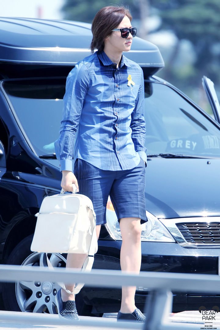 happy_cnu616's tweet photo. 140501 #신우  인천공항출국

@B1A4_CNU 

https://t.co/b4ltVuvHUW https://t.co/EtlAB65zeB