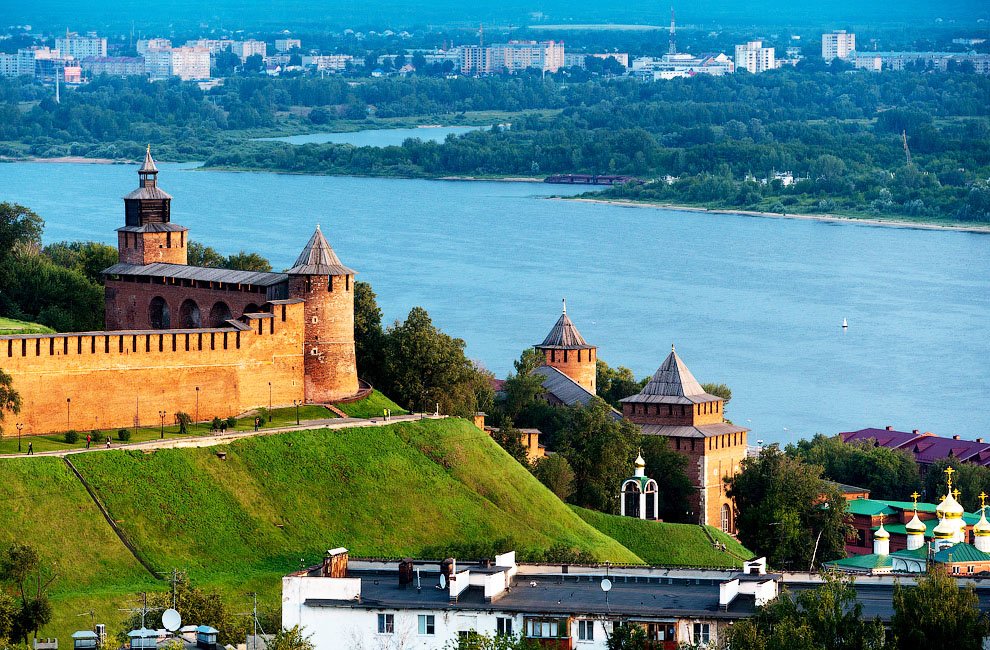 InsidersRussian's tweet photo. The Nizhny Novgorod Kremlin was built at the beginning of the 16th century and was repeatedly subjected to attacks, but was NEVER surrendered to enemy forces
#russianinsiders #nizhnynovgorod #russianlocals #tourtorussia #russiantrip #kremlin #traveltorussia #citytoursrussia https://t.co/JWpB3BKhPi