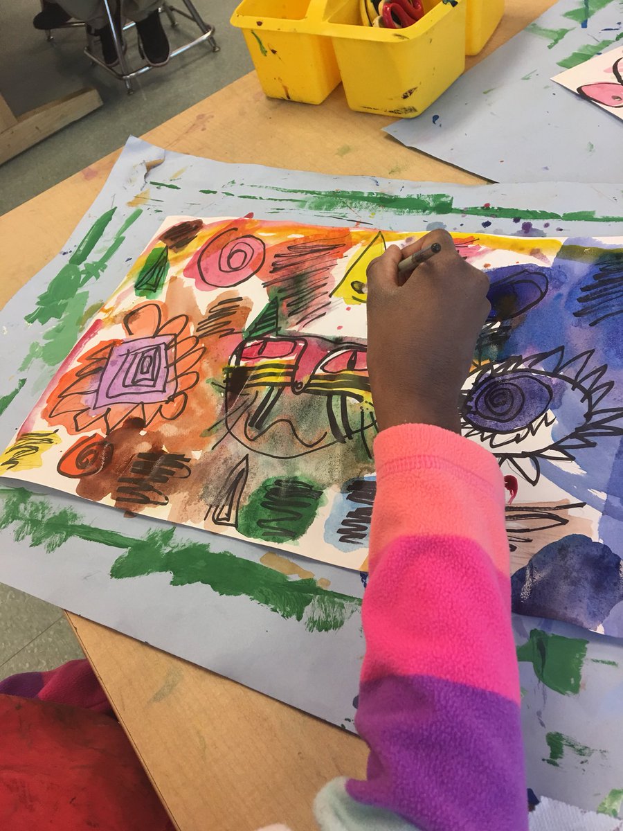 MrsKaysArtclass's tweet image. @DrJGriecoSchool Laurel Burch #fantasticfelines #kaysart #secondgradeart