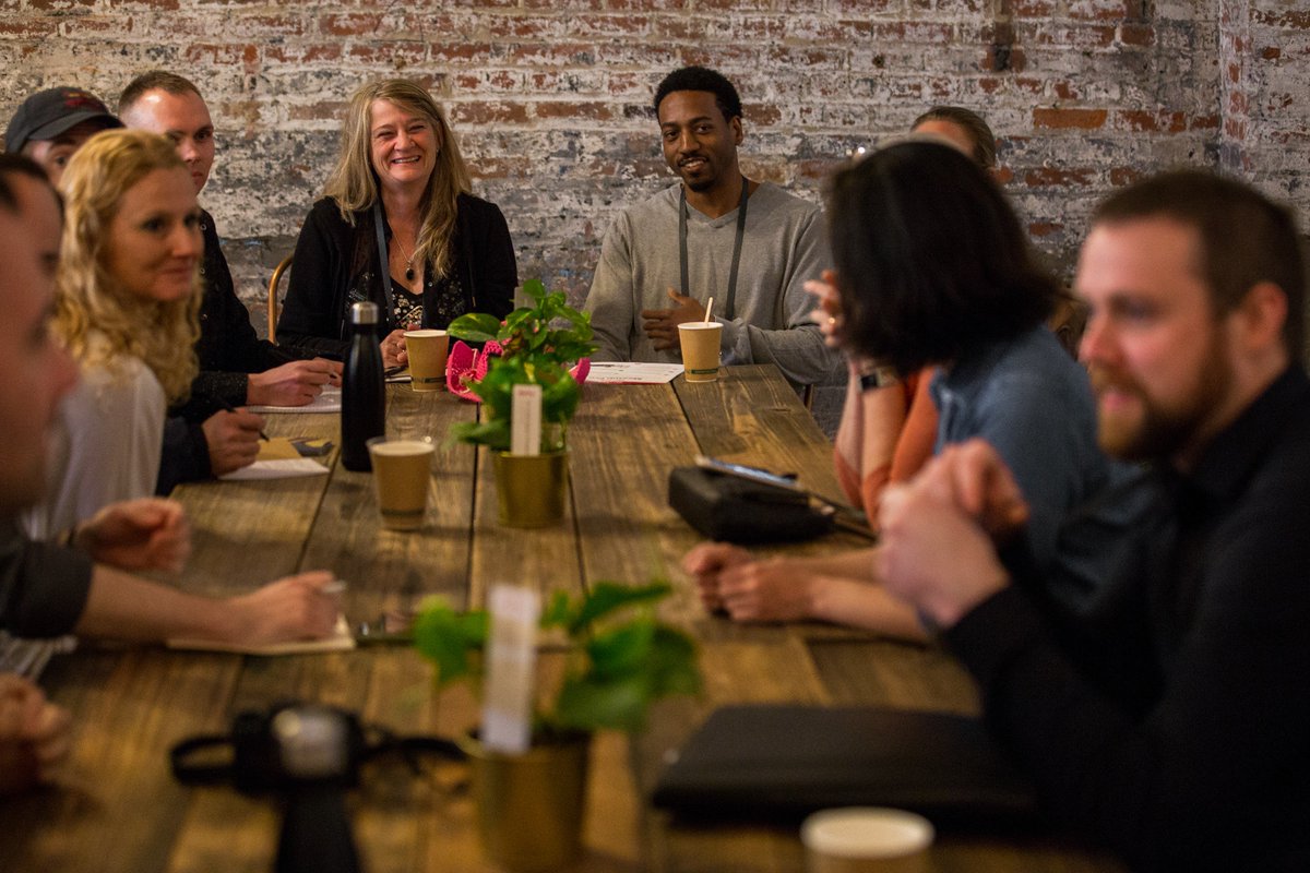 Meetup's tweet photo. Make space in your schedule to do the things that light you up with people that get you. #Meetup #IRL https://t.co/mroqvb7nsk
