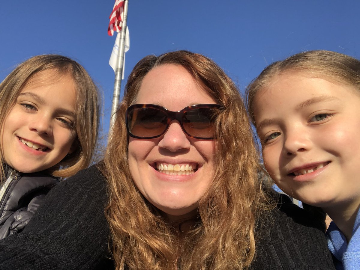 ClevelandBees's tweet photo. The sun was shining, the birds were singing, and our Super Bees (and a few parents, too) took selfies with Mrs. Kristick as they entered the school! See more selfies on our Facebook Page! #1PHASD #superbeeselfie #BEEutifulday https://t.co/Z3CYPhebdo