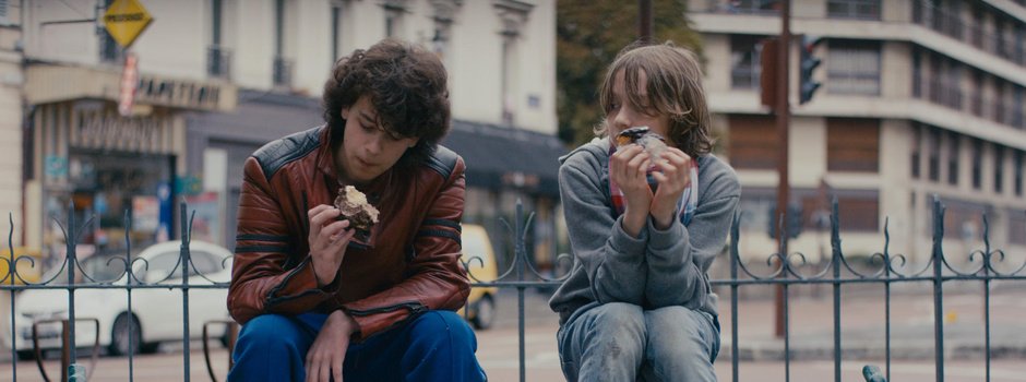 Francetele's tweet photo. 📺 CINÉMA
 #MicrobeEtGasoil (inédit) ce soir à 22.25 sur @france4tv
Rentrez dans l’univers de @MichelGondry qui signe un « road movie » ludique et loufoque, au fil des souvenirs d’ado du réalisateur. https://t.co/73Zm34vkVz