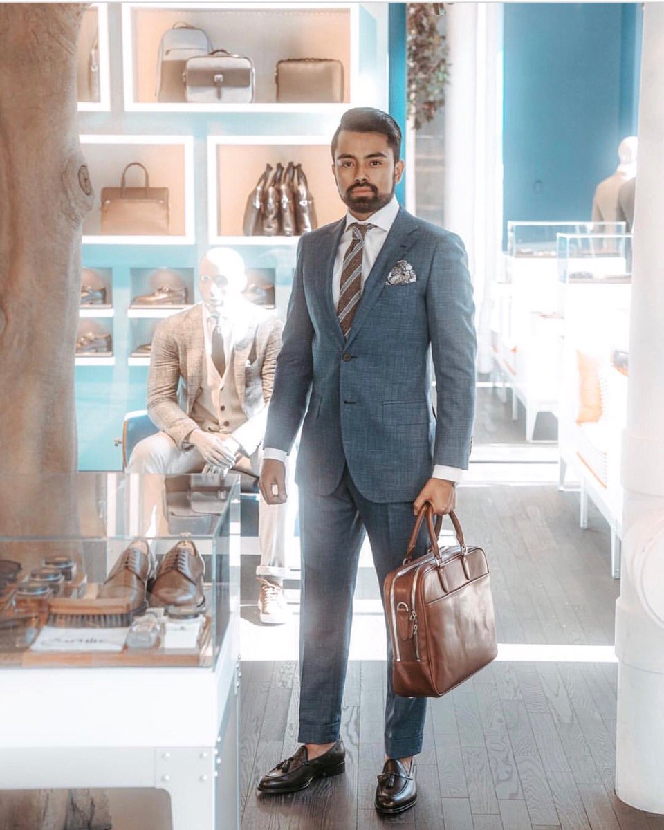 WestVil's tweet photo. @MartyTakesDAL looking extra dapper dressed from head to toe in @suitsupply. #WestVillageDallas #ShopSeptember #Suitsupply πΈ @StoriesByTim @SocialRevolt_ https://t.co/Pq7nfWCgDg