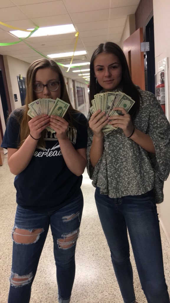 AssassinsBHS19's tweet photo. The last two decided to split the money so here’s your 2018 Assassins winners!! https://t.co/Jb0TvzCGjo