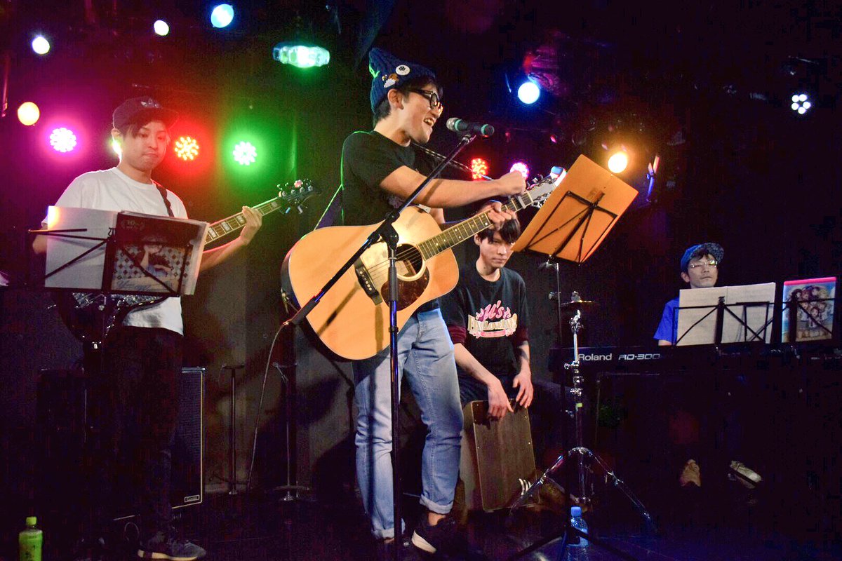 shining_birds's tweet photo. 本日は、「カミライブ」‼︎を見てきました！
TomoTake+ さん、Aqu男さん、イドマと愉快な仲間たちさん、mix10’sさん、の演奏、ダンスでとても楽しめる素敵なイベントでした！
みなさんお疲れさまです。

＃shiningbirds
#カミライブ
#TomoTake+ 
#Aqu男 https://t.co/jNuLnql4Qs