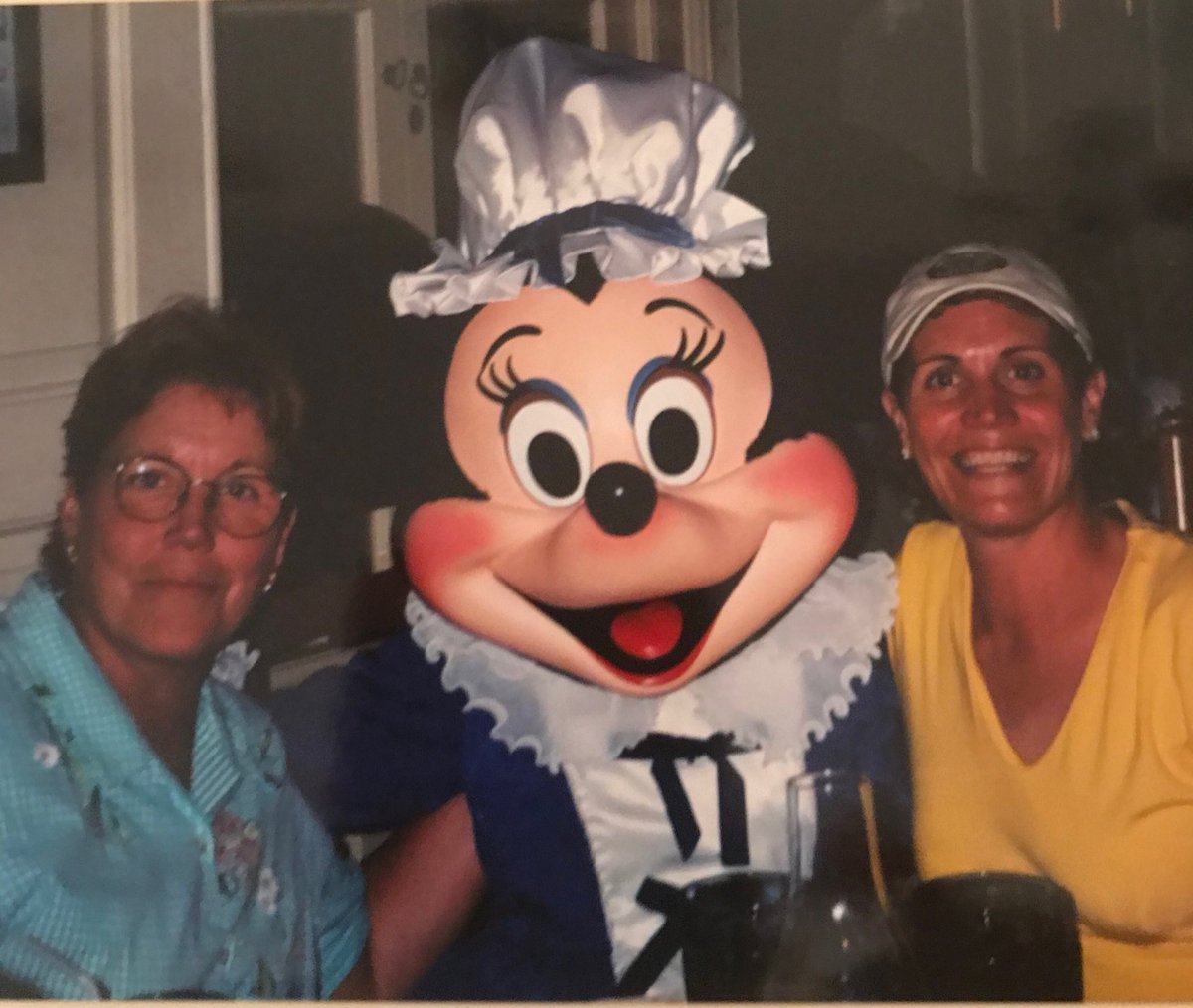 MjSlicermom's tweet photo. Happy birthday in heaven to my Mom! I love you and miss you dearly! She was the best mom EVER! #firstbirthdayinheaven https://t.co/e2L6C6HsnD
