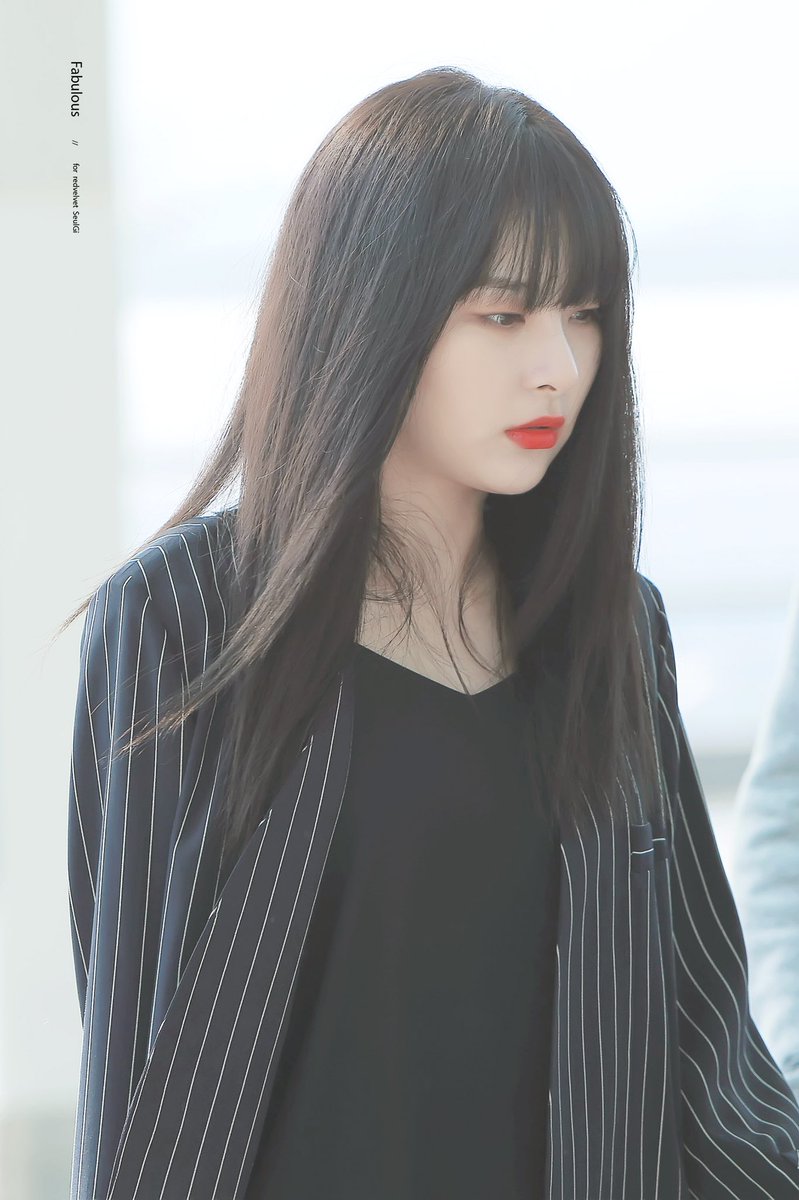 Fabulous__SG's tweet photo. #SEULGI #슬기 180421 https://t.co/M8ve90VVgb