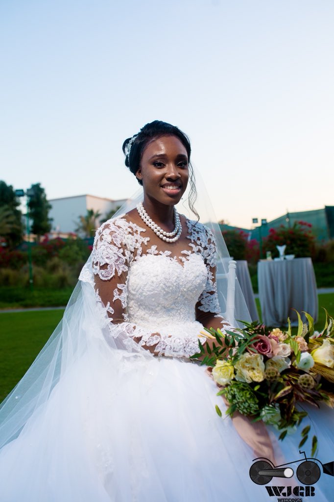 wejustgb's tweet photo. Beautiful Bride #dubaiwedding #dubai #WEDDINGPHOTOGRAPHY #brideportrait #wedding #weddinggown #portraitphotography #portrait https://t.co/wXWEih826t