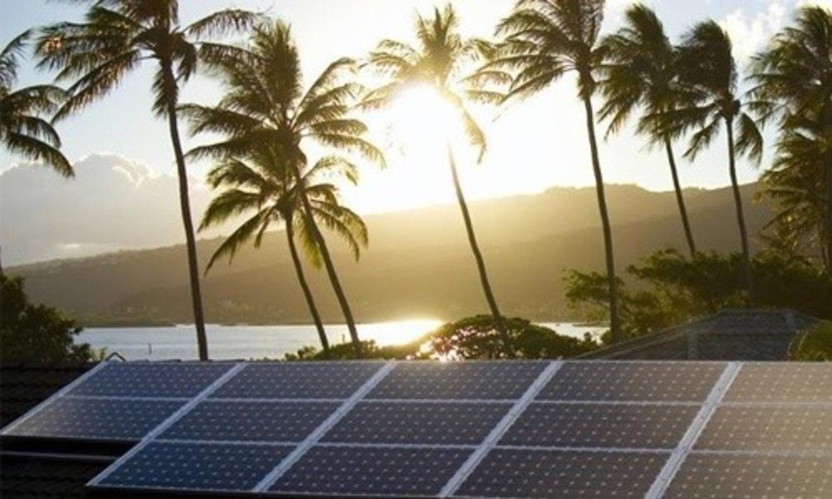 enertalk's tweet photo. Accelerating #Hawaii’s clean energy transition could save billions of dollars. #100%renewables https://t.co/YpRowK5rnJ https://t.co/oM85VkK9Gh
