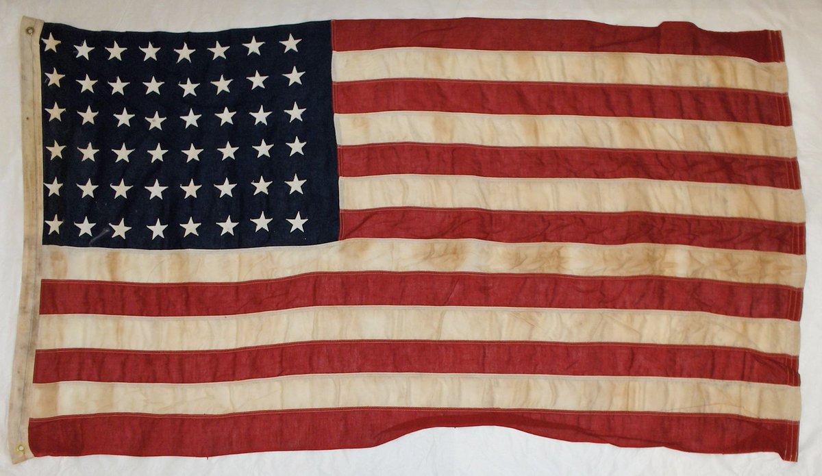 ElizabethPerona's tweet photo. If you're a boomer and love our "Bucket List" mystery series, you might want to try our "Boomer Trivia Memory Enhancer" quiz on our  Facebook page. No prizes but the satisfaction of  knowing you were right. Today we're all about the USA! https://t.co/t9m1BxE6xs https://t.co/7fQBFFC513