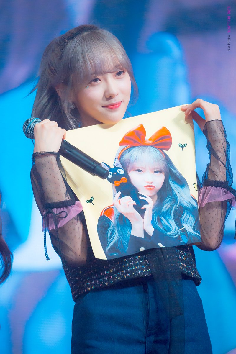 LUNE_BRILLANTE's tweet photo. 180325 우주소녀 공식 팬클럽 우정1기 창단식 UZZU PARTY-WELCOME TO WJSN 
#우주소녀 #WJSN #COSMICGIRLS #宇宙少女 #루다 #LUDA
(@WJSN_Cosmic ) https://t.co/DdKUD1yLmf
