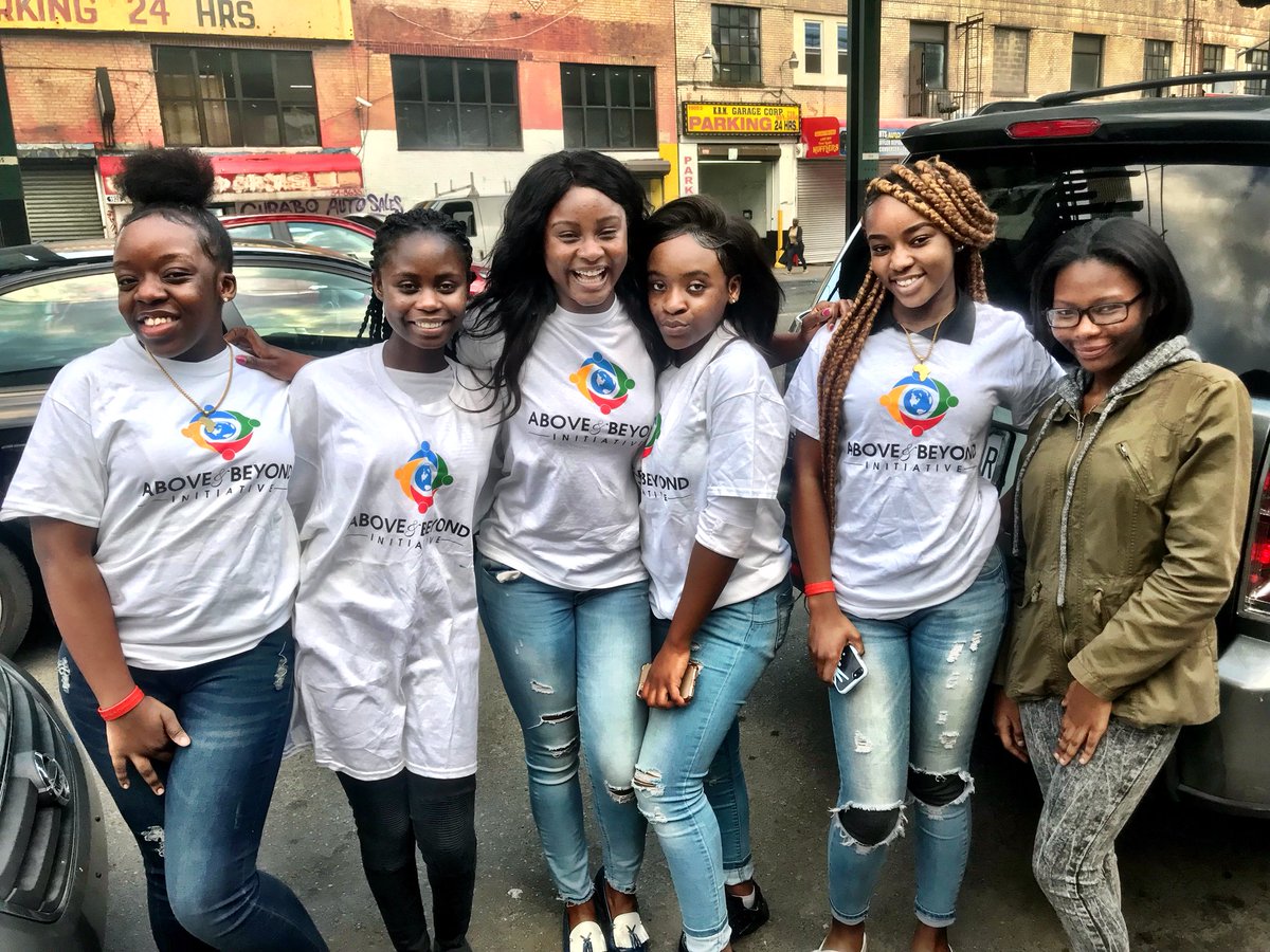 AboveNBeyondini's tweet photo. Fun time with the women at Care for the Homeless; Susan’s Place! #ABITheMovement https://t.co/WZLP0PN4r3