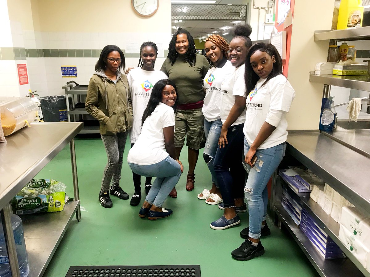 AboveNBeyondini's tweet photo. Fun time with the women at Care for the Homeless; Susan’s Place! #ABITheMovement https://t.co/WZLP0PN4r3