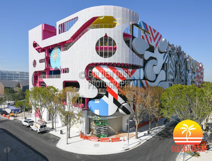 GoldenDuskPhoto's tweet photo. Design District Museum Garage Getting Ready To Open #designdistrict #miami #architecture #photography #dacra @designdistrict https://t.co/AexPU2TCll https://t.co/LbSh5jc0UA