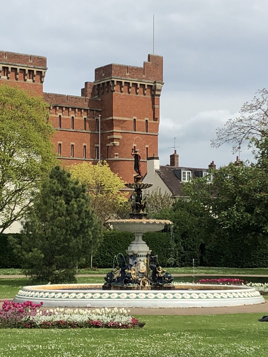 TangierCentral's tweet photo. It’s the @The_RHS #NationalGardeningWeek and it’s wonderful to enjoy a stroll to nearby Vivary Park. #GrowThisSpring https://t.co/NySiO87VlZ