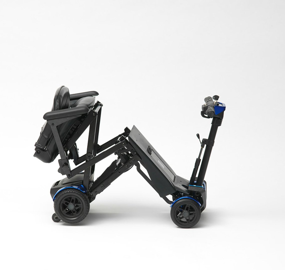 Scootamart's tweet photo. AutoStore 4 - Weighing only 27.5kg this scooter is ideal for travelling, folding easily in just 12 seconds from the press of a remote button. Check our website https://t.co/qaPmAZlmoH for more. Just 1 remaining! £1999 https://t.co/sMRAxlPkM0