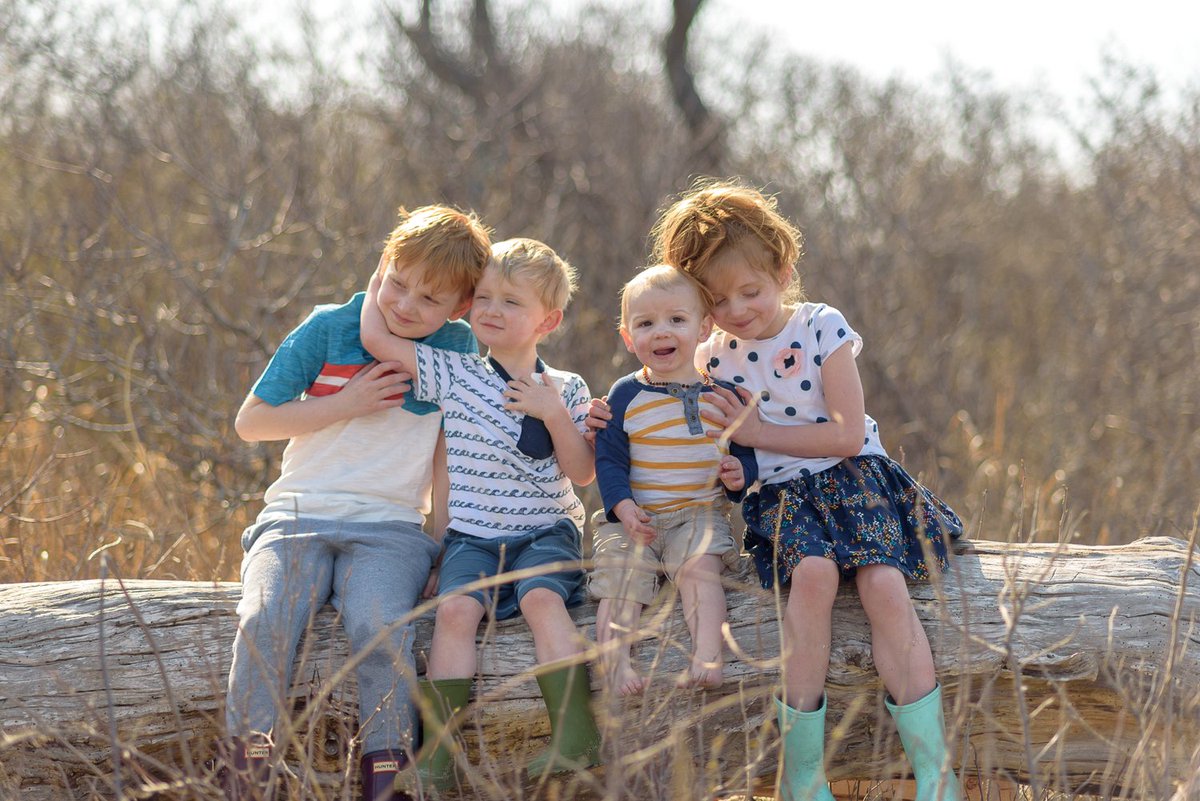 babywaze's tweet photo. Can we just go straight to summer already? https://t.co/UUFKYqKP4f https://t.co/hcGxIqF3zd