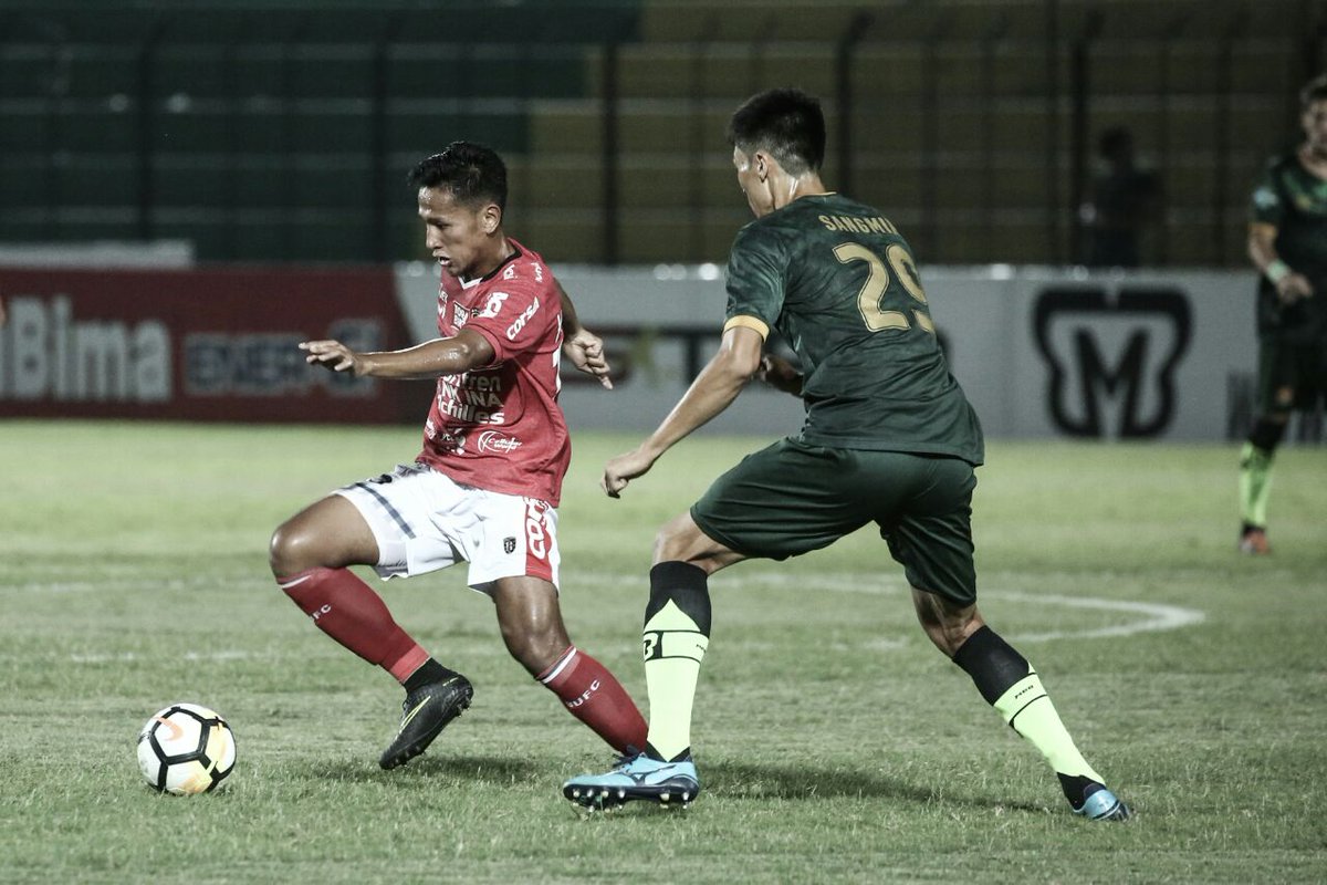 FT : PS Tira 2-1 BALI UNITED 

Kekalahan pertama Bali United di kompetisi musim ini.

Tetap semangat Serdadu Tridatu! Ayo bangkit di pertandingan berikutnya! 
#GoJekLiga1