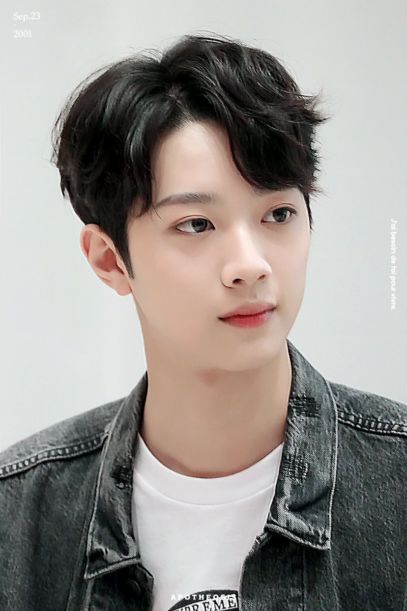 Apotheosis_0923's tweet photo. 180214 이니스프리 영상회
울 린린이 왜이렇게 잘생겼어 ㅠㅠ
#라이관린 #관린 #린린
#赖冠霖 #Laikuanlin #LAIKUANLIN 
#워너원 #WANNAONE https://t.co/WSlYbp1t5B
