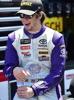 OfficialXYO's tweet photo. Congratulations #XYONetwork drivers for a spectacular weekend of racing for #blockchain. We are proud of you! Thx for a great weekend advancing next generationGPS!! @ColleteDavis @BrandonJonesRac @erik_jones @jaggerjones98 @JoeGibbsRacing https://t.co/AMHDB19iCq https://t.co/GKYO9KaBnb