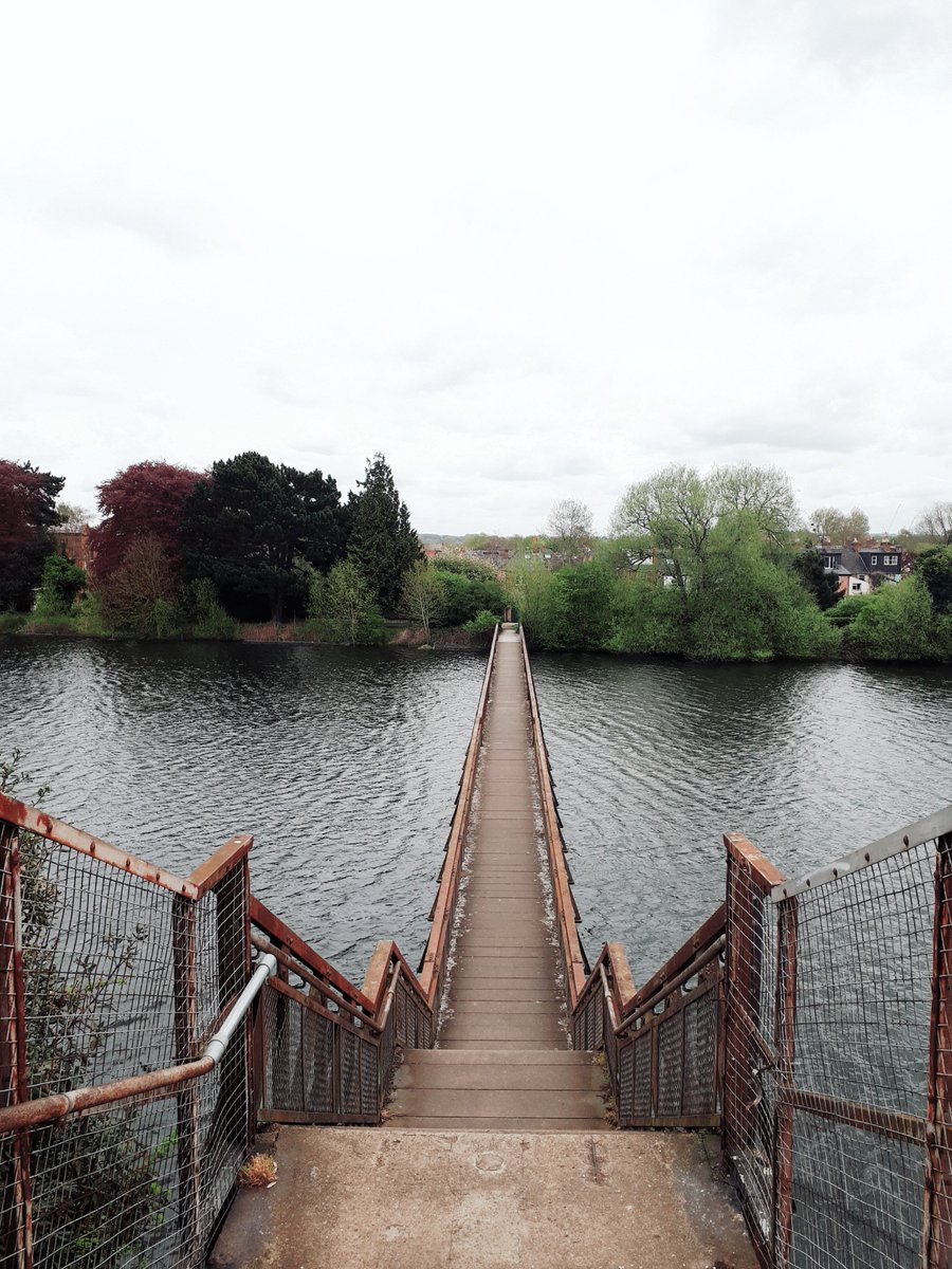 carlamayday's tweet photo. "If you can see your path laid out in front of you step by step, you know it’s not your path. Your own path you make with every step you take."
Today's walk/talk reminded me-there is no single 'pathway' to personal fulfillment; obvious routes aren't necessarily best @MaydayTrust https://t.co/cGciObvgVM