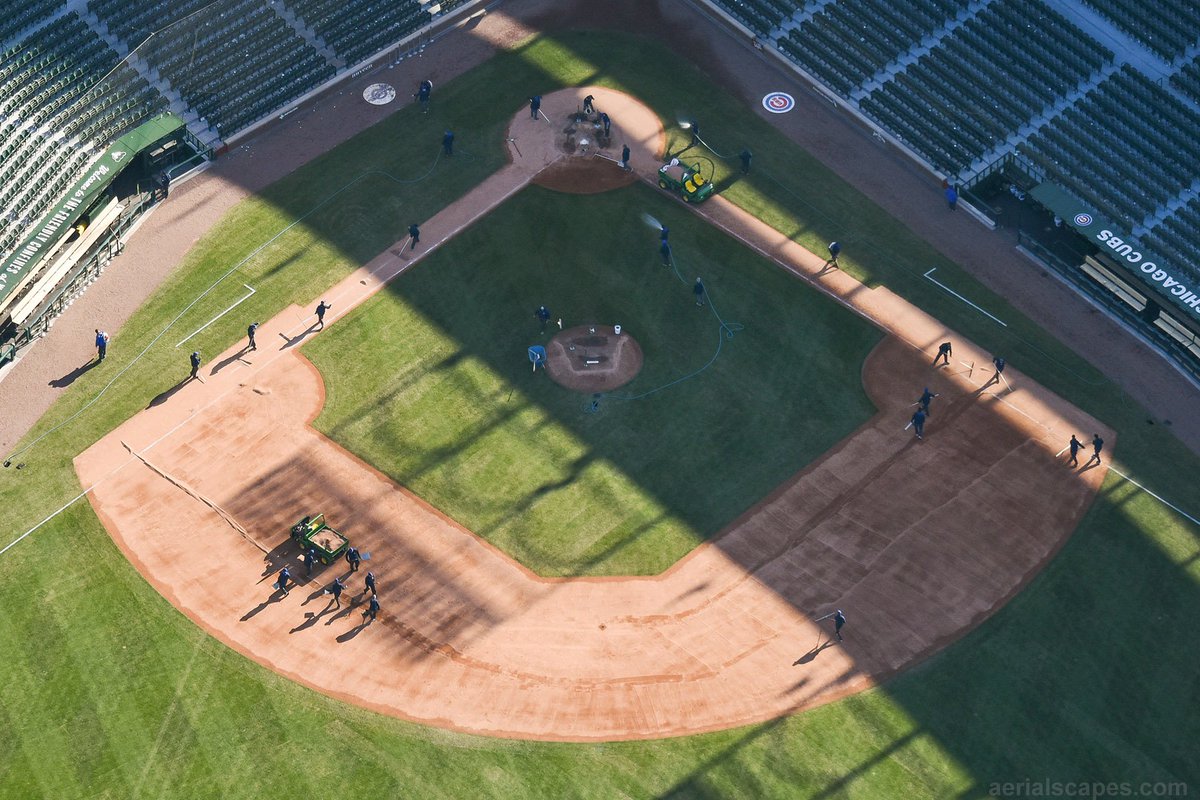 WrigleyAerials's tweet image. Wrigley grounds crew working double duty last night cleaning up after the weekend mess that was the Milwaukee Brewers.