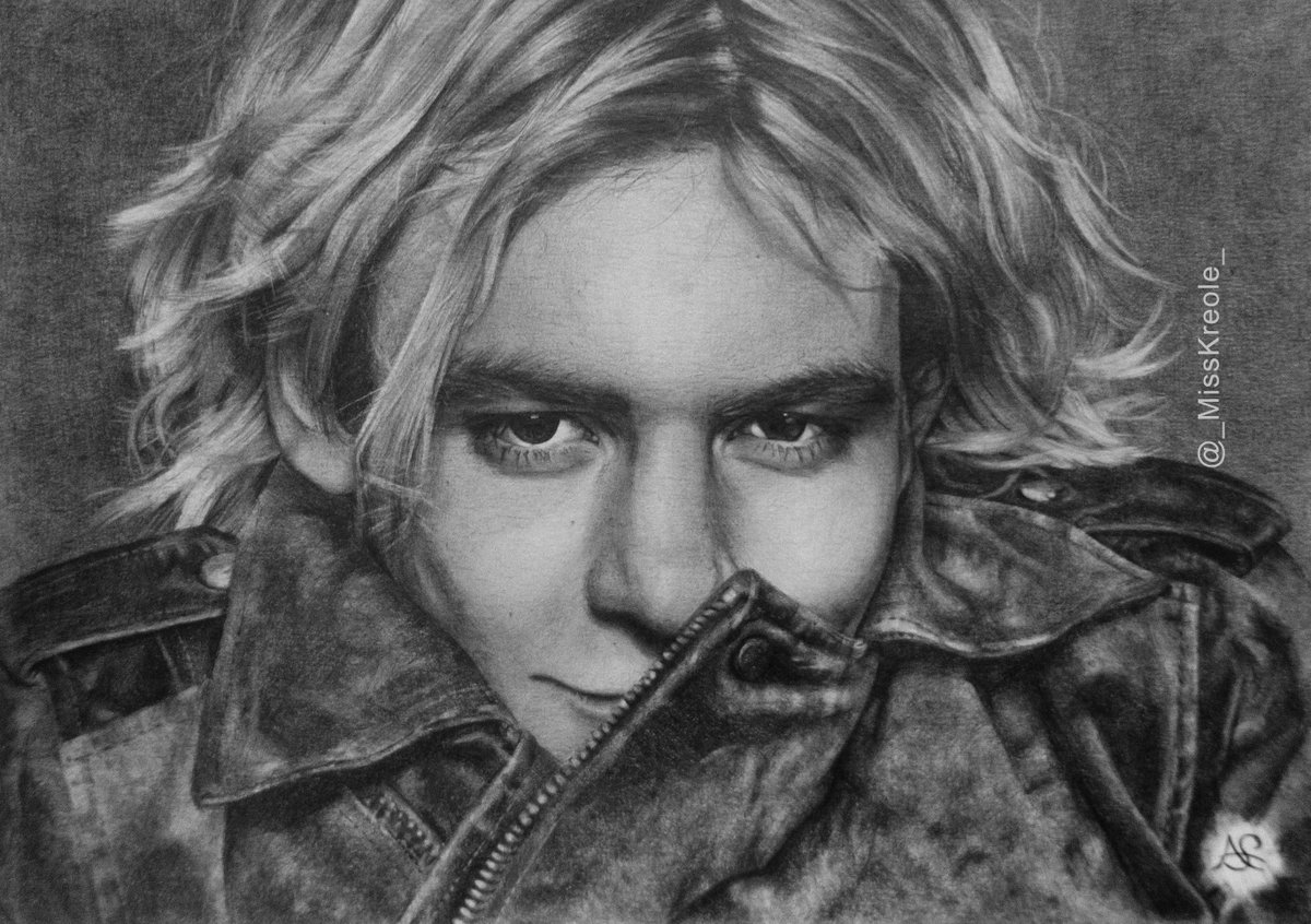 MissKreole on X: "Afterglow... @RossLynch new drawing of Ross @thedriverera  @StormieLynchR5 #art #drawing #TDE #RossLynch #pencilart  https://t.co/U57qpAnaxm" / X