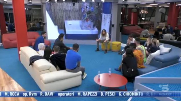 GDS_it's tweet image. #GrandeFratello, l'appello del Movimento genitori: violenza e #bullismo, chiudetelo #Moige gds.it/2018/04/30/gra…