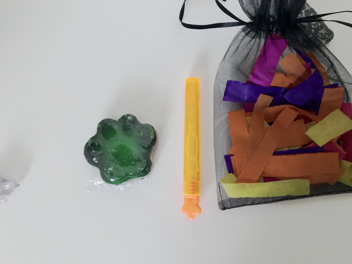 RGCosmetics_'s tweet photo. Available soon: Lemon and Lime Soap. With a tube of bubbles if purchased for kids 🌸 https://t.co/LhBnjxjiQ7