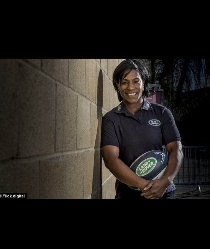 MaggieAlphonsi's tweet photo. HAPPY 70TH BIRTHDAY @LandRover!!!! Thank you for making me an ambassador and using rugby to create social change.
#LandRover70Years @LandRoverRugby https://t.co/gcHKF92356