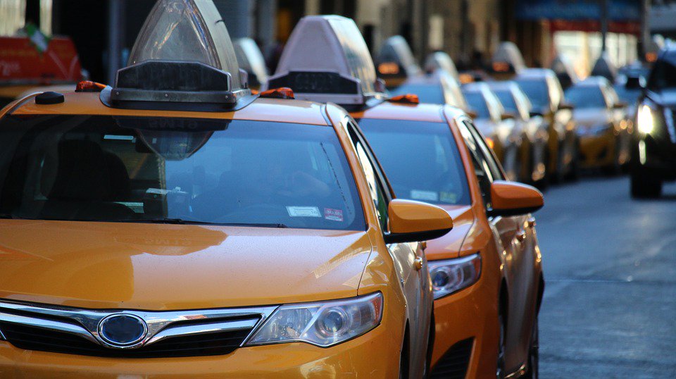 HelloYelloTaxi's tweet photo. Look for These Points While Hiring Cab in Tigard. https://t.co/3YUWDYGcQp #cab #taxi #tigard https://t.co/psoZrqqCHI