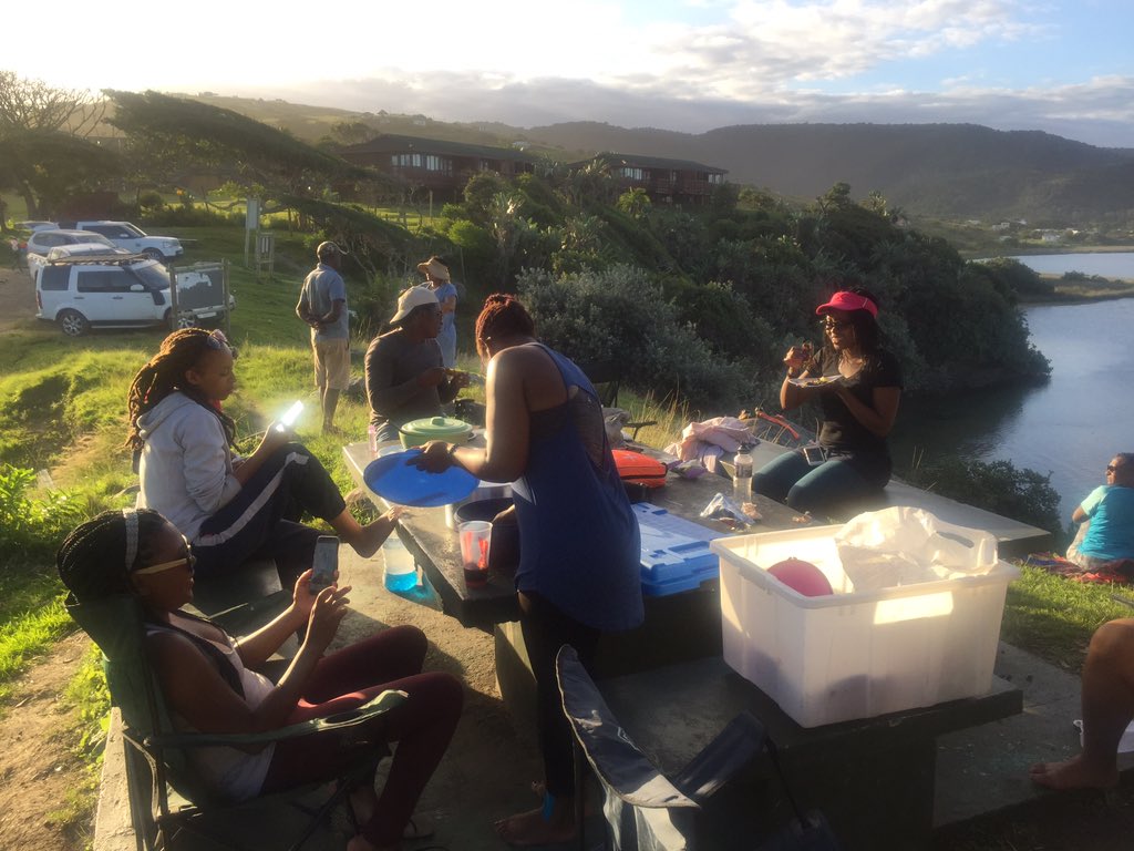 _breard's tweet photo. Day 3 #Mpondolandhike party about to go down
#Mbotyi https://t.co/wdxAMz2nKu