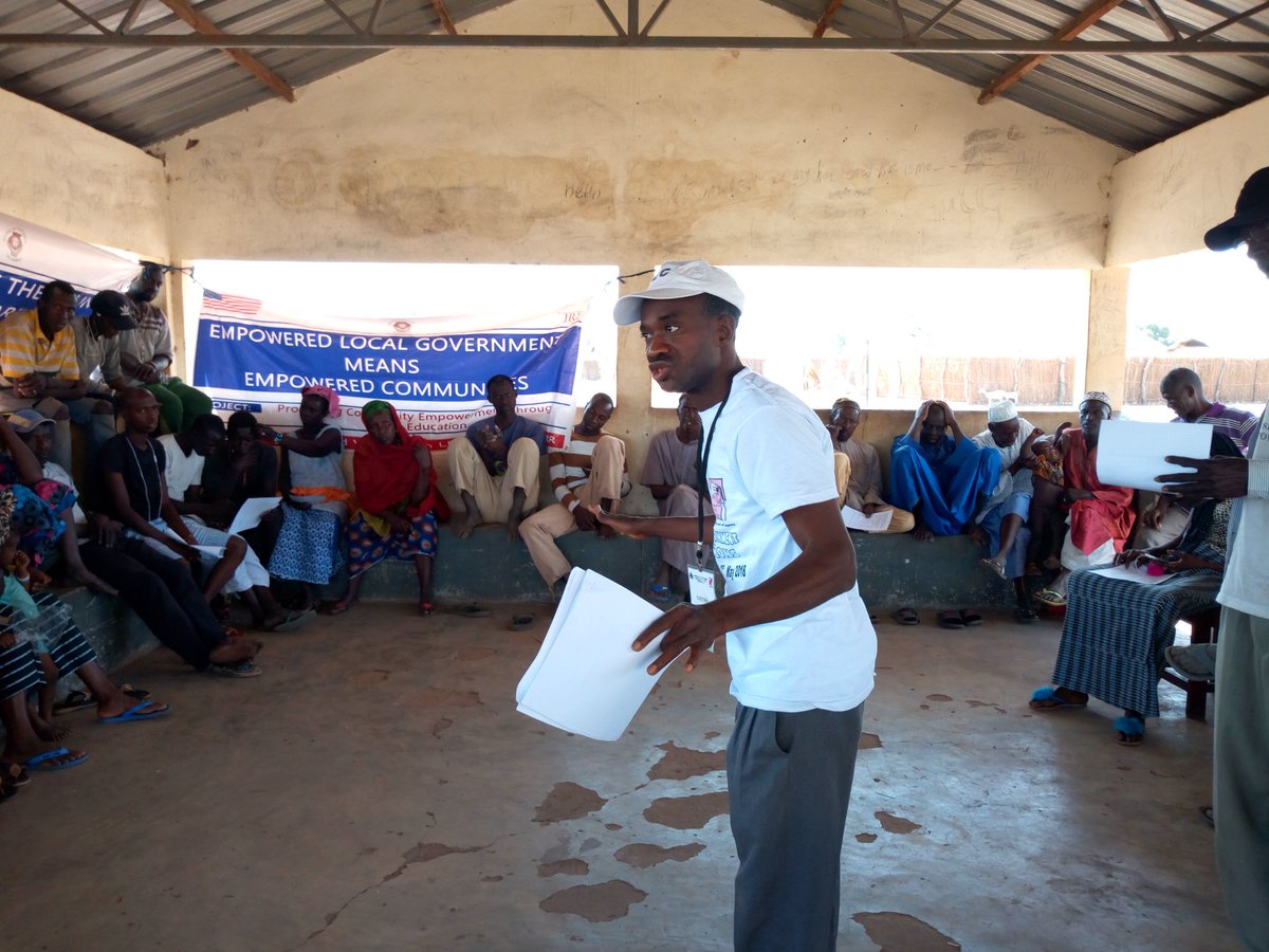 TSaiba's tweet photo. In community empowerment one thing is key . Awareness on Civic Rights and Responsibilities.
Tabajang voter sensitization in URR
The Future is in our hands, lets democratise it!!! @ActivistaGambia @IRI_Africa @RNamusisi #FIOHTG https://t.co/ixCwqrjtC9