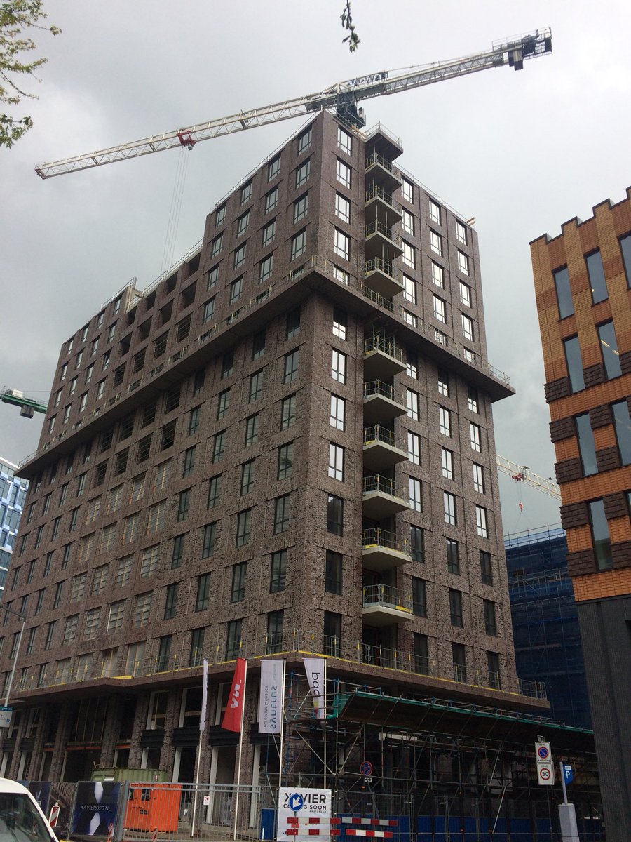 Afspraak op de <a href="/ZuidasAmsterdam/">Amsterdam Zuidas-Zuidasdok</a> ging niet door dus alle tijd om de voortgang van woontoren #Xavier te aanschouwen. Wonen op de #Zuidas wordt met @inspiringspace meer en meer werkelijkheid!