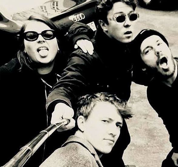 / TURN UP THE VOLUME'S APRIL KNOCKOUT TEAM / 
Here are 11 killer tracks played on repeat by TURN UP THE VOLUME this past month - Click to start the party right here...  turnupthevolume.blog/2018/04/30/on-… <a href="/AltarFlowers/">ALTAR FLOWERS</a> <a href="/rich_girls/">Rich Girls</a> @disco_school @abadgeoffriendship <a href="/abof/">Badge of Friendship</a> #RebeccaLou #Manics