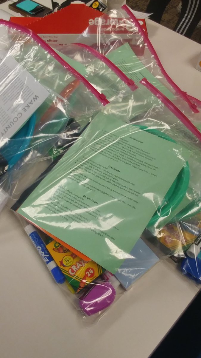 TurcolK's tweet photo. @CrossroadsFlex students creating literature kits for @BuggMagnet #nationalserviceweek @WCPSS @wcpssmagnets #WhatStartsHere https://t.co/GghPtW8pL3