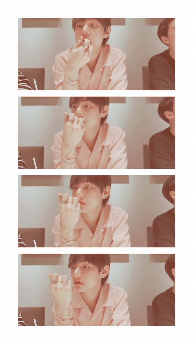 yougoodboy_vall's tweet photo. Lighter and Candy
I've been a fool
But strawberries and cigarettes taste like you
#뷔 #태형 #V 

#PremiosMTVMiaw #MTVLAKPOPBTS @BTS_twt https://t.co/DBnyAaWrzI